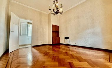 Casa en Venta de 4 dormitorios en Centro Rosario