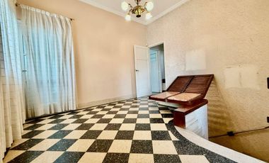 Casa en Venta de 4 dormitorios en Centro Rosario
