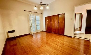 Casa en Venta de 4 dormitorios en Centro Rosario