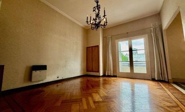 Casa en Venta de 4 dormitorios en Centro Rosario