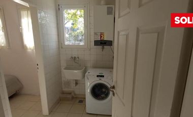 Casa  venta, lote central, Barrio el Portillo