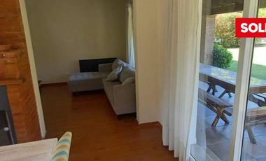 Casa  venta, lote central, Barrio el Portillo