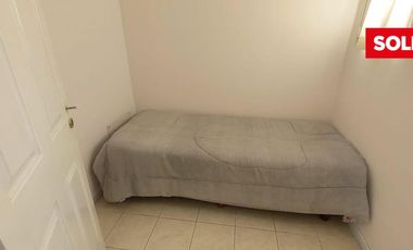 Casa  venta, lote central, Barrio el Portillo