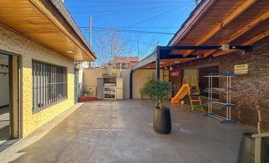 Casa en venta en Lanús Oeste 4 ambientes