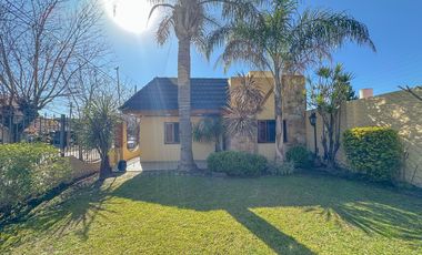 Casa en venta en Lanús Oeste 4 ambientes