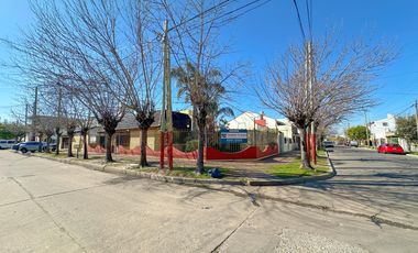 Casa en venta en Lanús Oeste 4 ambientes