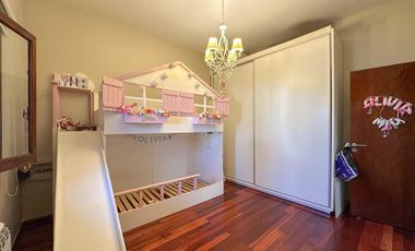 Casa en venta en Lanús Oeste 4 ambientes