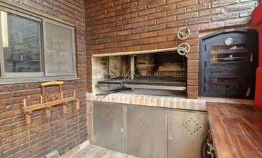 Casa en venta en Lanús Oeste 4 ambientes