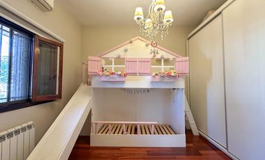 Casa en venta en Lanús Oeste 4 ambientes