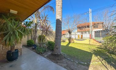 Casa en venta en Lanús Oeste 4 ambientes