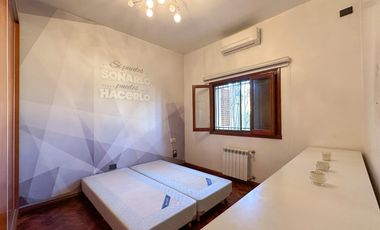 Casa en venta en Lanús Oeste 4 ambientes