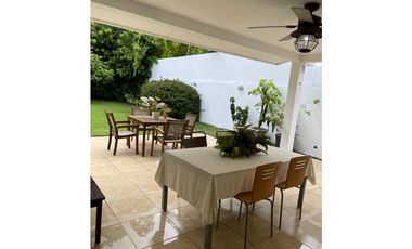 ALTOS DE PANAMA / HORIZONTES II / 755m2 / 4 HABITACIONES / YG