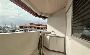 PH RESIDENCIAL LLANO BONITO / 67M / 2 HABITACION / AIRE ACONDICIONADO