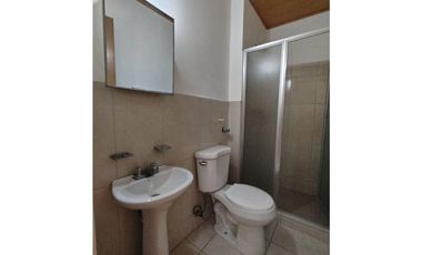 ALQUILER DE APARTAMENTO EN PH RESIDENCIAL LLANO BONITO CON AIRES A.