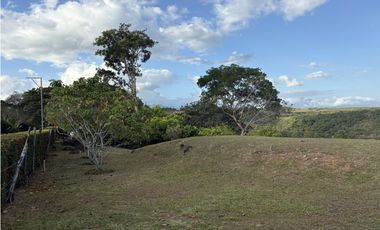 EL COPECITO / SAN CARLOS / 3277 M / BOHIO / 1 HABITACION / BBQ / AG