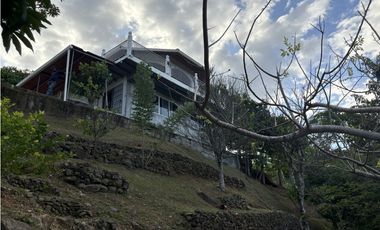 EL COPECITO / SAN CARLOS / 3277 M / BOHIO / 1 HABITACION / BBQ / AG