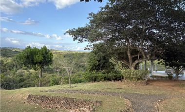 EL COPECITO / SAN CARLOS / 3277 M / BOHIO / 1 HABITACION / BBQ / AG