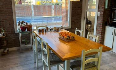 Casa en venta barrio Estrada