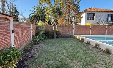 Casa en venta barrio Estrada