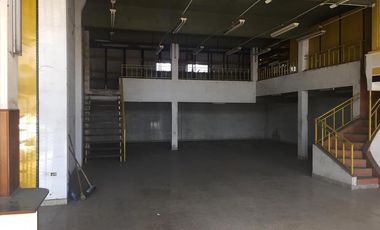 Local en venta con entrepiso para deposito u oficinas en Temperley Este