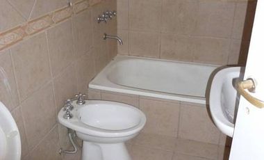 ALQUILER 2 AMB RAMOS MEJIA, ZONA UNLAM