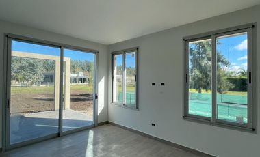 VENTA CASA 4 AMBIENTES MIRALAGOS II