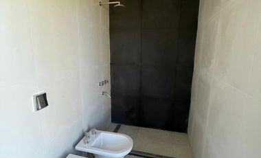 VENTA CASA 4 AMBIENTES MIRALAGOS II