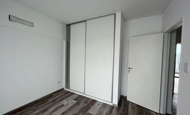 Departamento cuatro ambientes en Venta en Wilde Centro