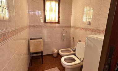 Casa en  zona residencial de Lujan