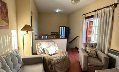 Casa en  zona residencial de Lujan