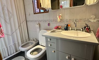 Casa en  zona residencial de Lujan