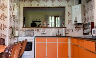 Residencia 5 ambientes sobre parcela de 1600 m² en la mejor zona del Bosque de Peralta Ramos