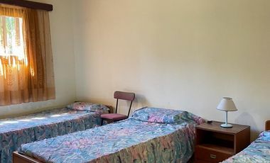 Residencia 5 ambientes sobre parcela de 1600 m² en la mejor zona del Bosque de Peralta Ramos