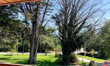 Residencia 5 ambientes sobre parcela de 1600 m² en la mejor zona del Bosque de Peralta Ramos