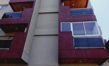 Alquiler de monoambiente con balcón en Sarandi