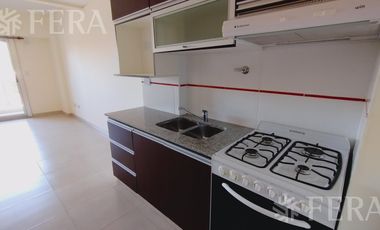 Alquiler de monoambiente con balcón en Sarandi