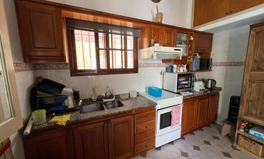 Keneddy 18, Don Bosco ¡Casa de 4 ambientes en Venta!