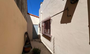 Keneddy 18, Don Bosco ¡Casa de 4 ambientes en Venta!