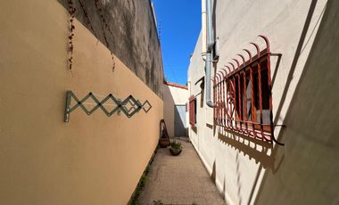 Keneddy 18, Don Bosco ¡Casa de 4 ambientes en Venta!