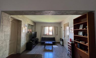 Keneddy 18, Don Bosco ¡Casa de 4 ambientes en Venta!