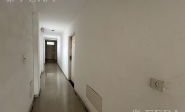 Venta departamento 3 ambientes con balcón en Wilde