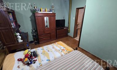 Venta casa 5 ambientes con cochera, patio con parrilla y terraza en Don Bosco