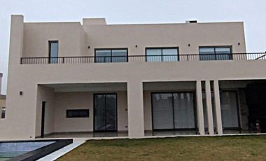 Casa en  Venta - PRINCIPADO CIUDAD NAUTICA - CANNING