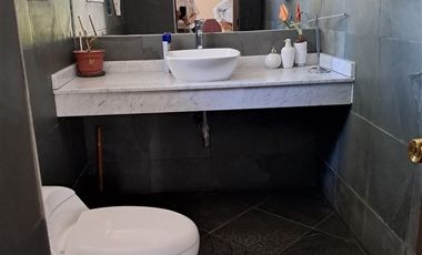 Oficina en Arriendo en Roman Diaz/Alferez Real