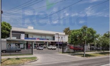 Local Comercial en Arriendo en Metro Fernando Castillo Velasco