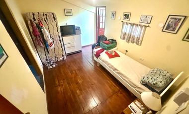 CASA 7 AMBIENTES CON JARDIN TERRAZA Y PARRILLA EN LA BOCA VENTA