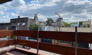 CASA 4 AMB EN VENTA EN SAN ANDRÉS JARDÍN PARRILLA