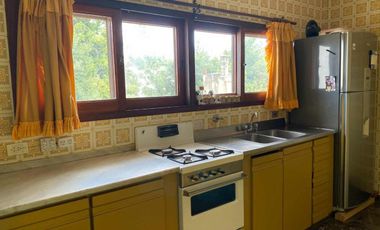 CASA 4 AMB EN VENTA EN SAN ANDRÉS JARDÍN PARRILLA