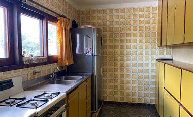 CASA 4 AMB EN VENTA EN SAN ANDRÉS JARDÍN PARRILLA