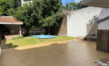 CASA 4 AMB EN VENTA EN SAN ANDRÉS JARDÍN PARRILLA